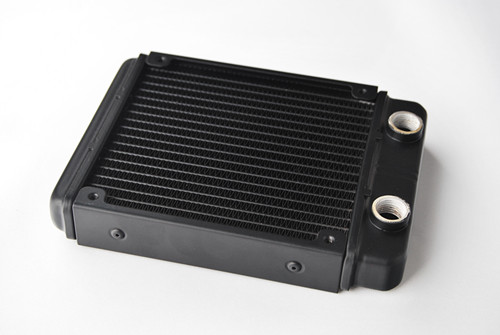 Dongyuan core water cooling heat exchanger with AT120 core