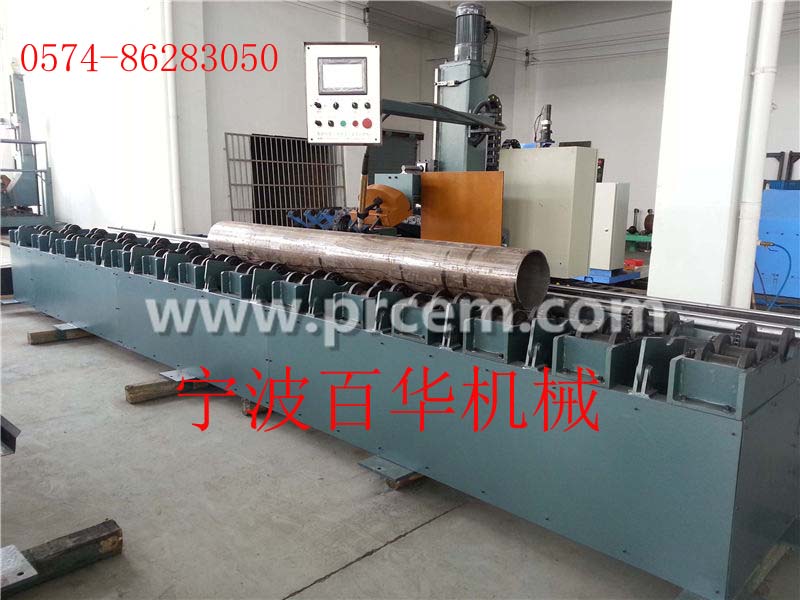 Rolling type pipe automatic plasma cutting machine group