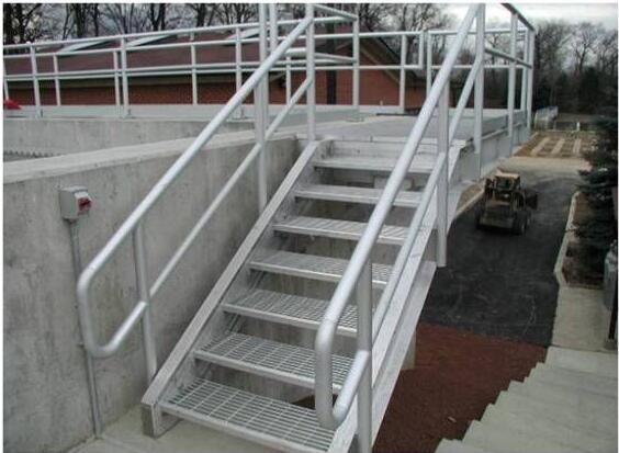 Hot dip galvanized stepping